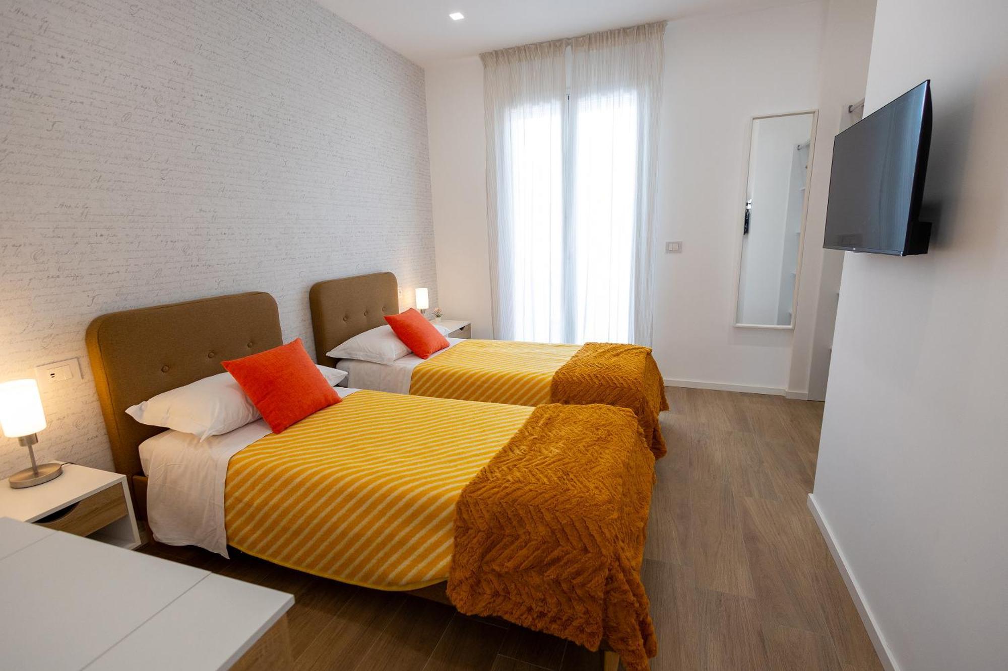 Perla Sul Mare Apartments Giardini Naxos Exterior photo